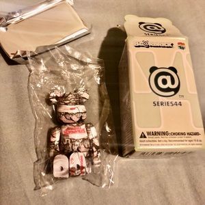 Series 44 100% bear brick upside down stranger things (chaser)